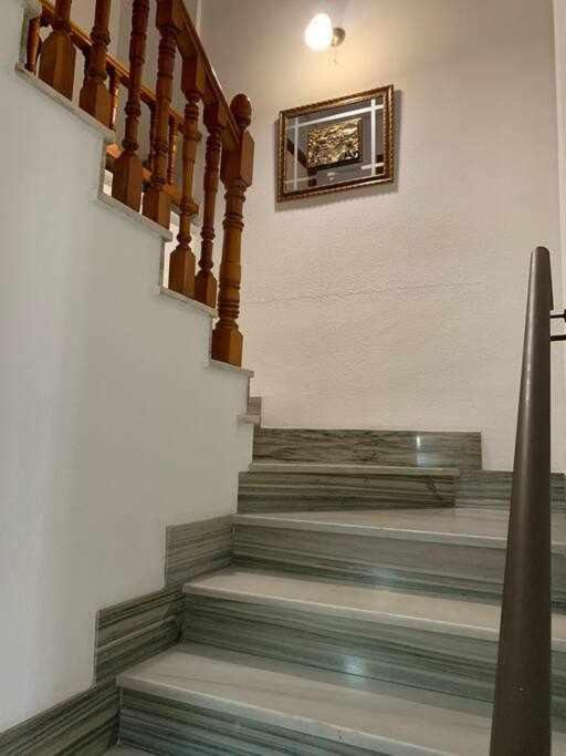El Balcon De La Rosa Apartment La Puebla de Montalban Bagian luar foto