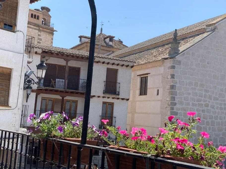 El Balcon De La Rosa Apartment La Puebla de Montalban Bagian luar foto